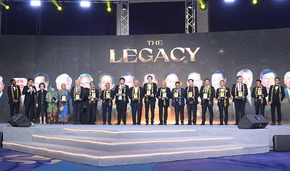 Golden Property Awards 2025: The Legacy Honor untuk Trihatma Kusuma Haliman, Pelopor Superblock Tanah Air & Inovasi Properti Berkelanjutan 2